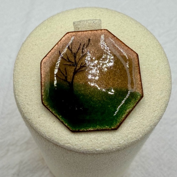 Vintage Enamel Cooper Brooch Tree Scenery - Picture 1 of 3